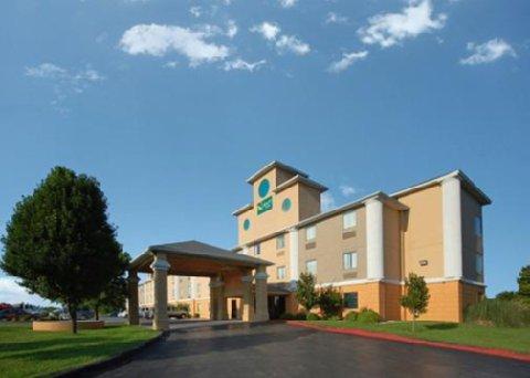 Super 8 By Wyndham I-35 Temple