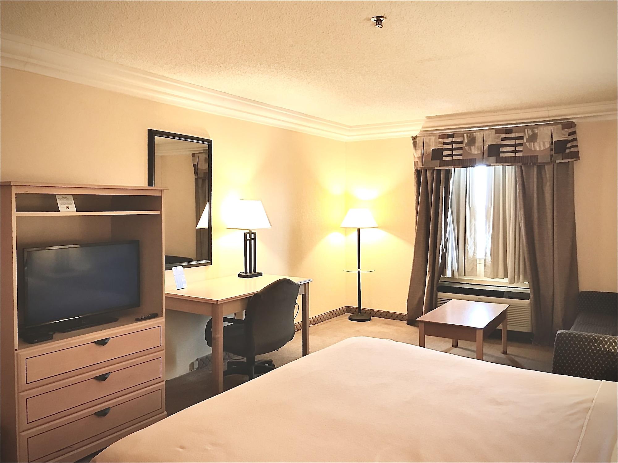 Hotel Super 8 By Wyndham I-35